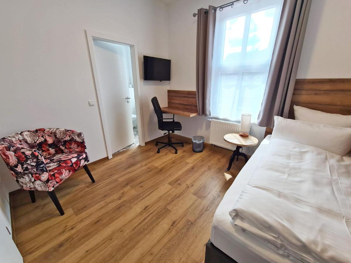 Hotel Gleis 3Viertel Γιένα Εξωτερικό φωτογραφία